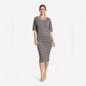 Athleta balance Medium Knee-Length Dress Scoop Neck Ruched Skirt all seasons